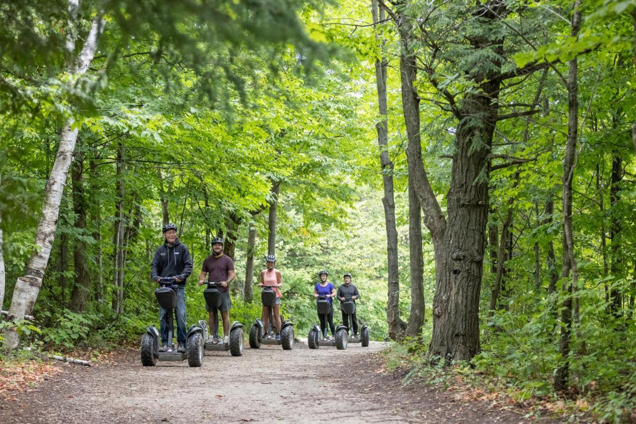 Blue Mountain Resort Village Suites Блу Маунтинс Екстериор снимка