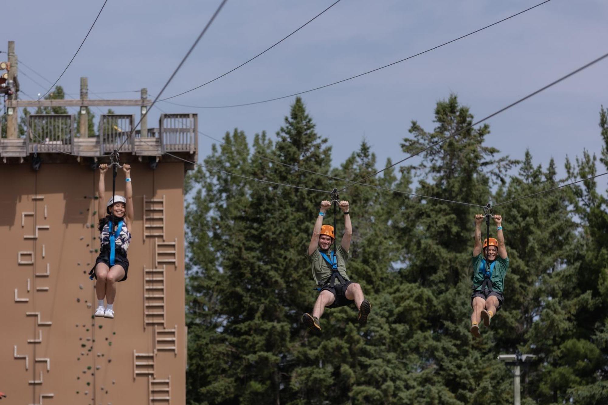Blue Mountain Resort Village Suites Блу Маунтинс Екстериор снимка
